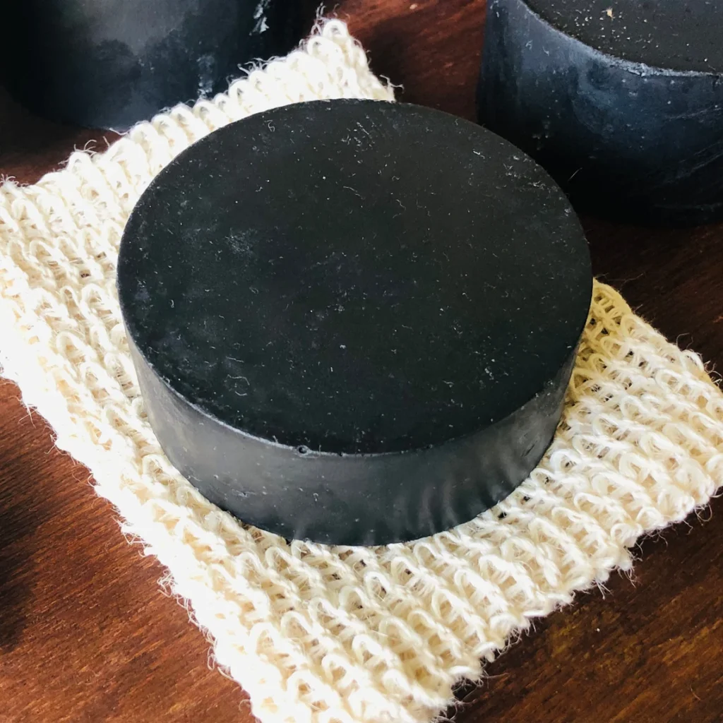 https://lillybath.com/product/activated-charcoal-soap-price-in-pakistan/